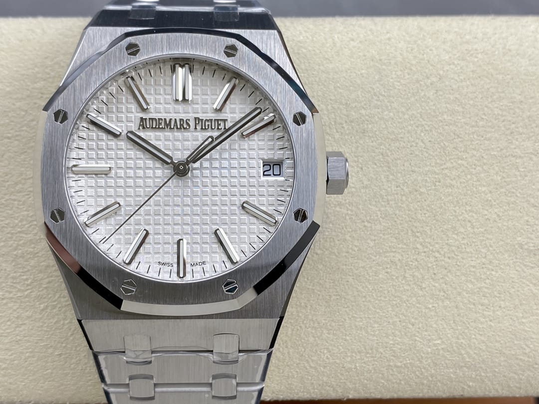 Audemars Piguet Replica watch Royal Oak Selfwinding "50th Anniversary"