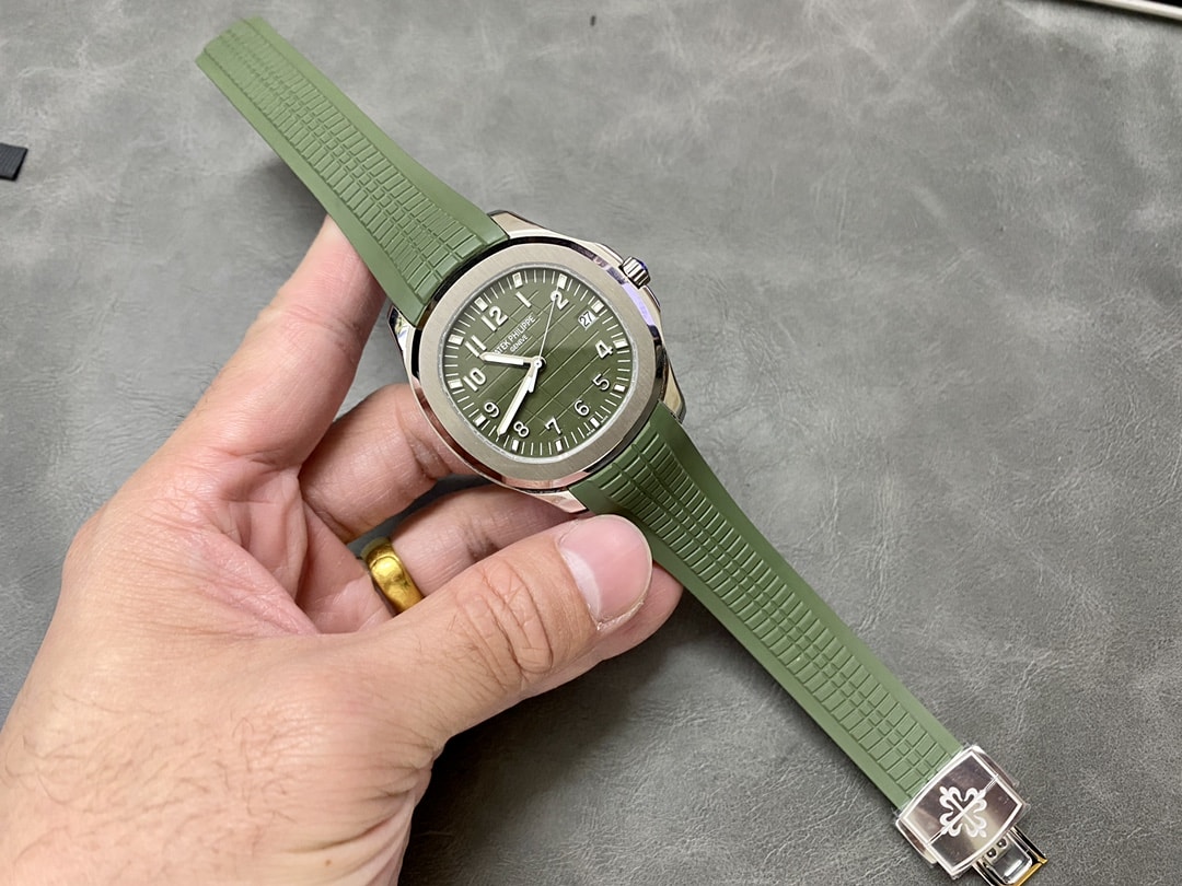 Fake Patek Philippe Replica Watch Aquanaut Jumbo White Gold Khaki Green Dial 5168G-010 3KF